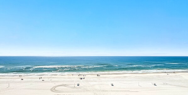 On the beach, sun loungers - Beachfront Bliss! Spacious 1,800 Sq ft 3BR Sleeps 12 - Oceans 9D - Gulfshores  (Gulf Shores)