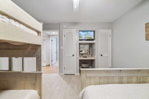 3 chambres, fer et planche à repasser, lit parapluie, Wi-Fi gratuit