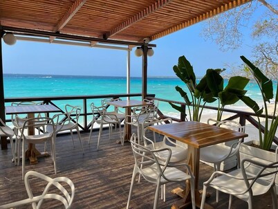 HOTEL PLAYA SURF BARÚ