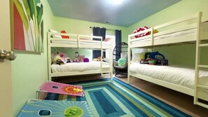 3 Schlafzimmer, Schreibtisch, Bügeleisen/Bügelbrett, kostenloses WLAN
