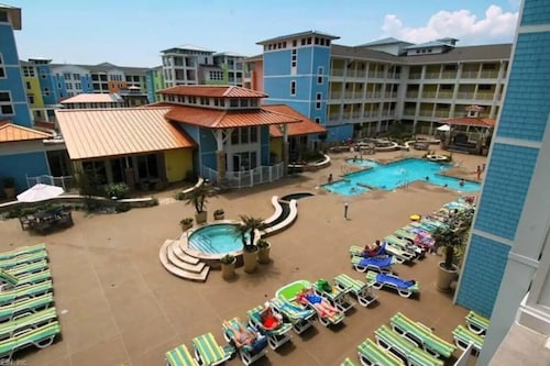 NEW! Oceanfront Triton`s Treasure 3 Bd / Pool/ Gym