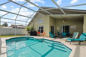 Beheizter Pool
