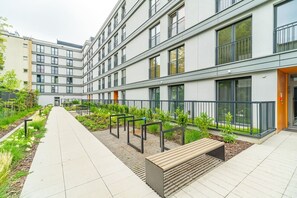 Terrace/patio - Grzegórzki Apt - Balcony, A/C, Shops&Tram nearby - by Rentujemy (Kraków)