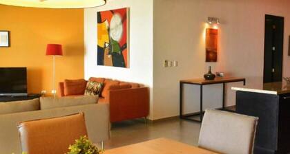 Beachfront Condo Airport transport incl