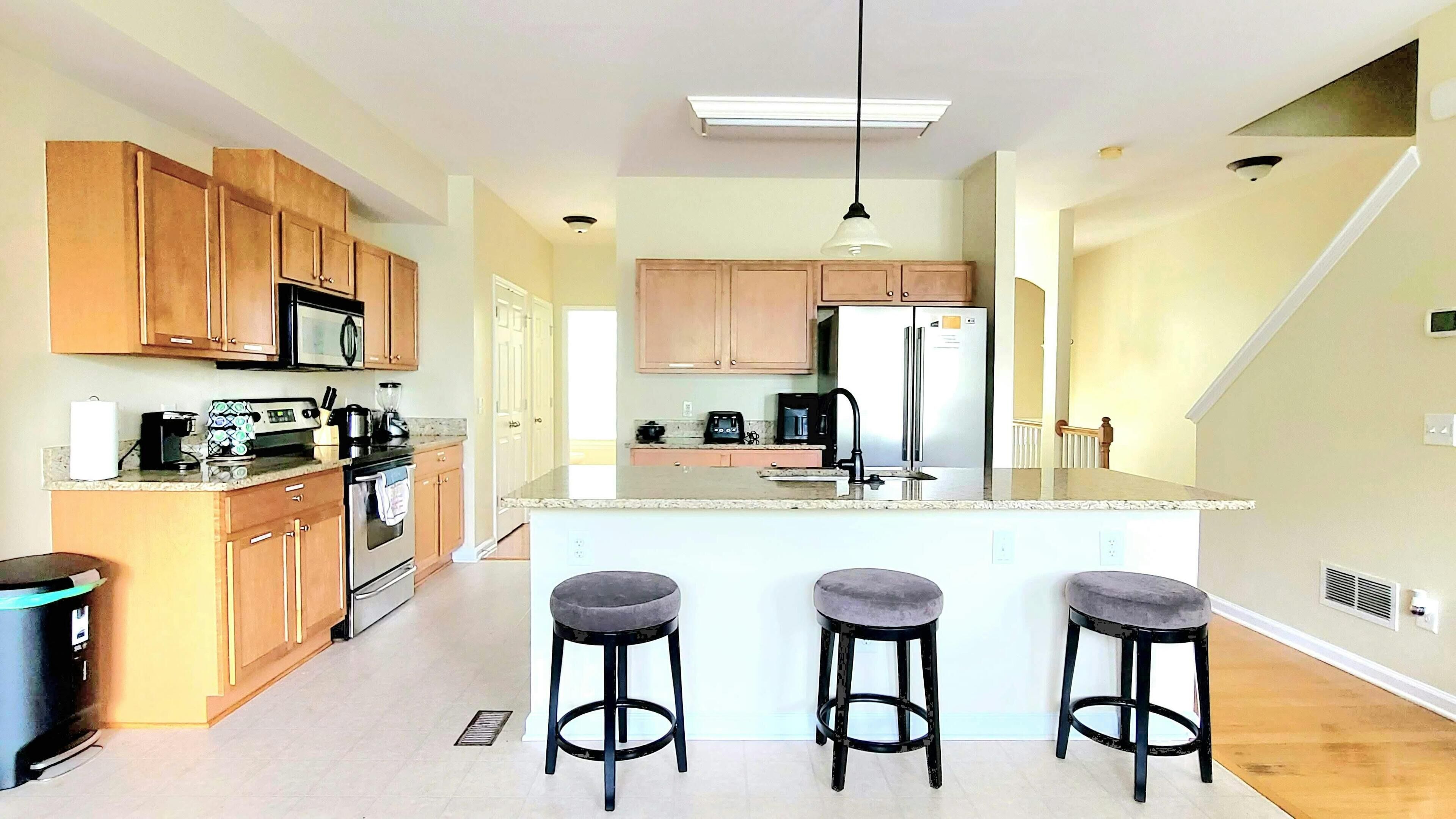 Cozy, Quiet Home Near Mall of Georgia