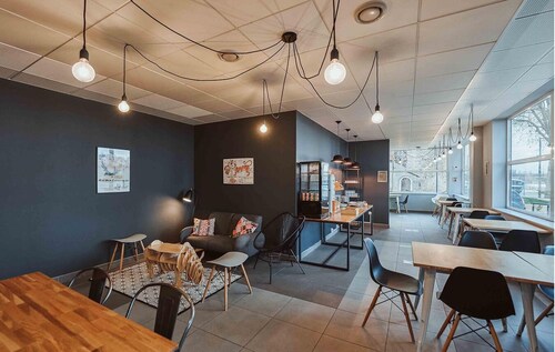 ZENAO NEVERS QUAI DE LOIRE