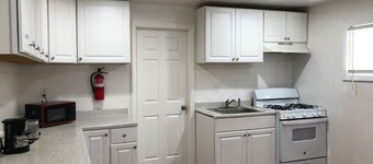 Private 3 bed, 1 bath apartment near EWR/NYC, MetLife Stadium World Cup 30 mins