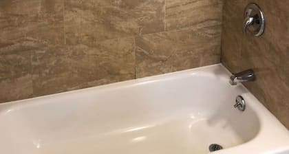 Private 3 bed, 1 bath apartment near EWR/NYC, MetLife Stadium World Cup 30 mins