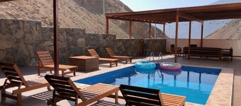 Spacious 3-bedroom and 2 bathroom home with private pool and patio and free Wi-Fi