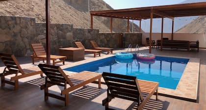 Spacious 3-bedroom and 2 bathroom home with private pool and patio and free Wi-Fi