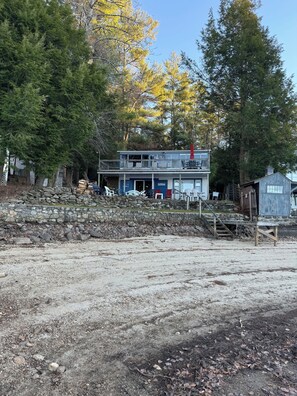 Exterior - LAKE FRONT: Cozy 4-bedroom lake CAMP with WiFi and an outdoor firepit! (Ashburnham)