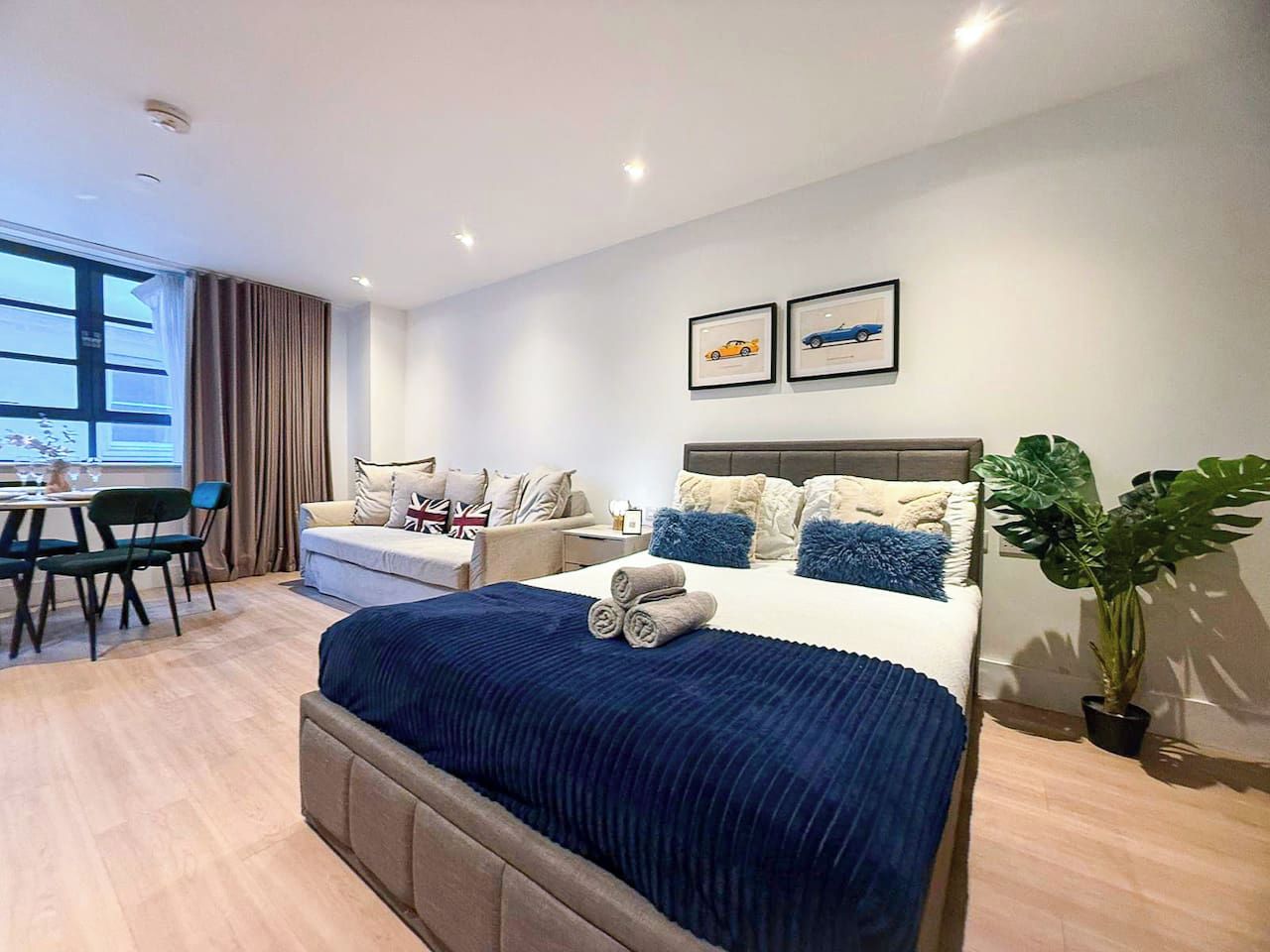 1 chambre, bureau, fer et planche à repasser, Wi-Fi gratuit