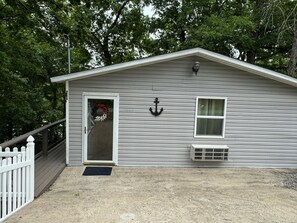 Exterior - The Getaway @ Nolin (Clarkson)