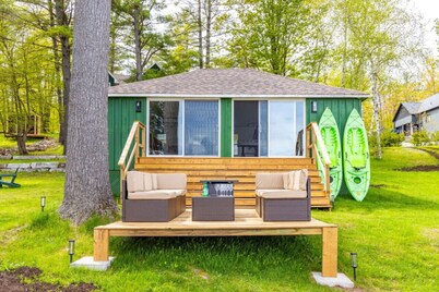 LUX Lakefront: Sleeps18+Pickleball+HotTub+Sauna+Gym+Arcade+Basketball+Volleyball