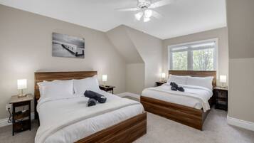 6 bedrooms, desk, iron/ironing board, free WiFi