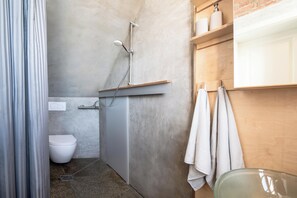 HexenburgbeiDresden Stylishes Designerappartement mit Schlafsofa, Terrasse - Nähe Sächsische Schweiz | Salle de bain