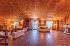 TV - Villangelo - Suite Serafina (Aiello del Sabato)