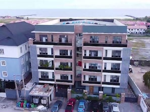 Exterior - luxurious 2 bedroom in Ikate phase one (Lagos)
