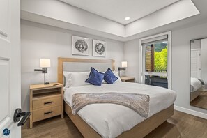 1 slaapkamer, een strijkplank/strijkijzer, wifi, beddengoed