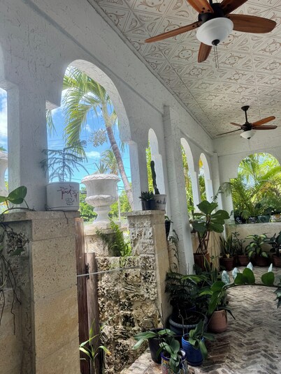 7 bedroom Beautiful, Clean - Coconut Grove