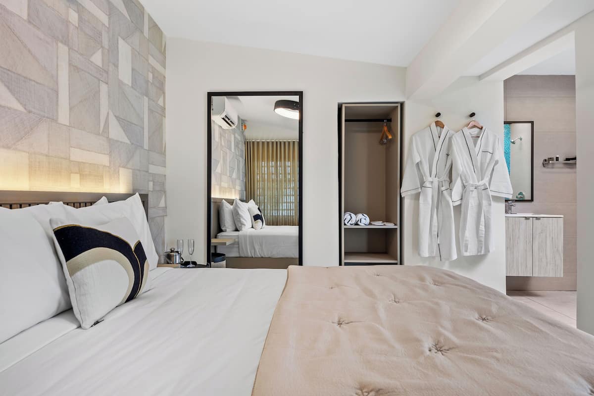 Biancheria da letto di alta qualità, una cassaforte in camera
