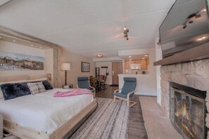 1 bedroom, desk, iron/ironing board, travel cot