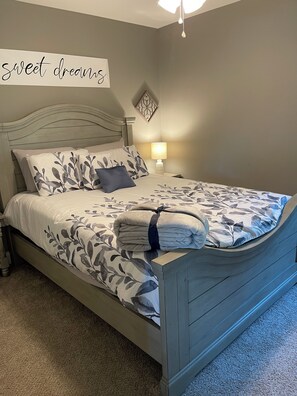 4 Schlafzimmer, Bügeleisen/Bügelbrett, Reisekinderbett, WLAN