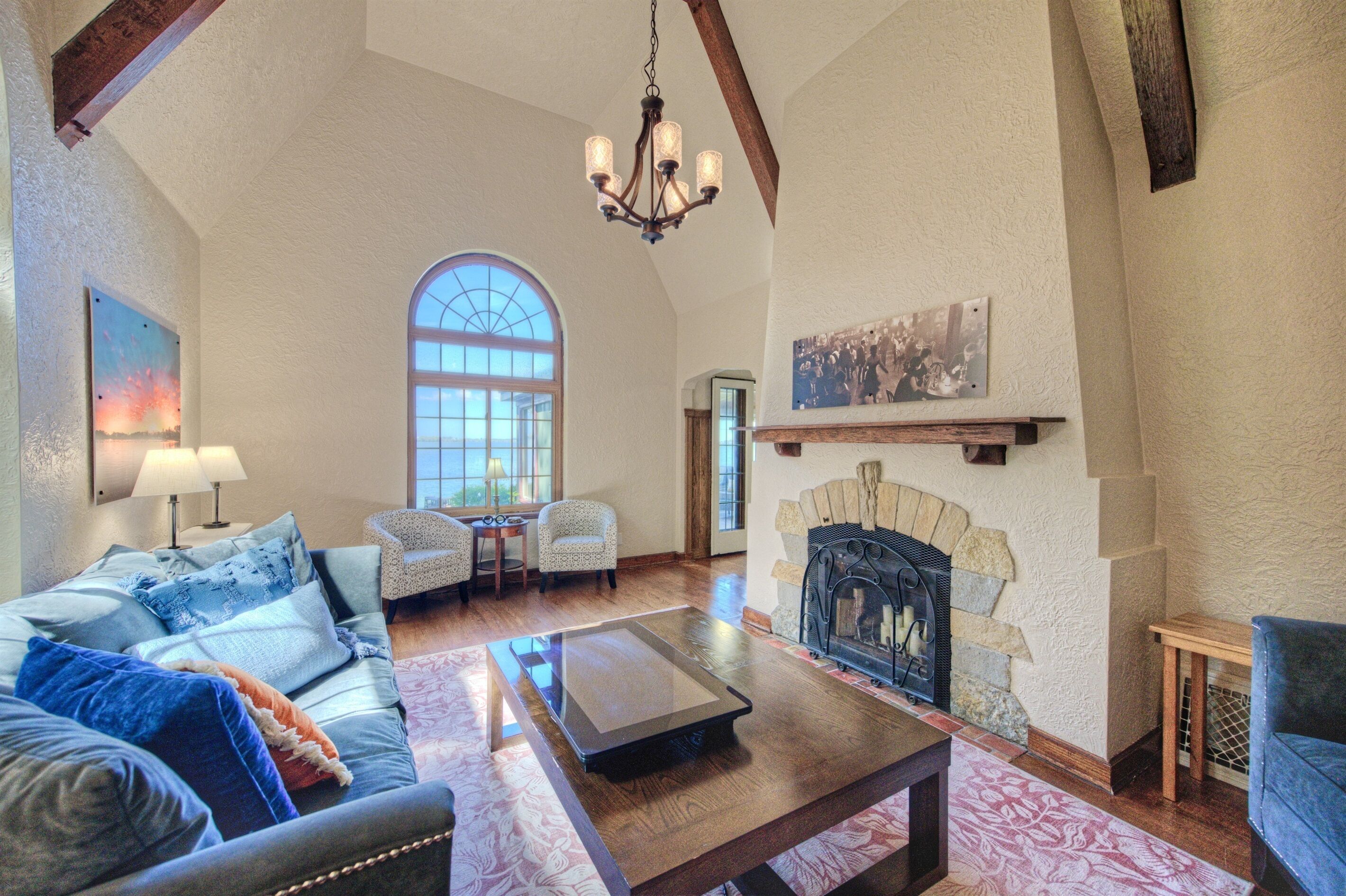 Smart-TV, Videospiele, Arbeitsbereiche