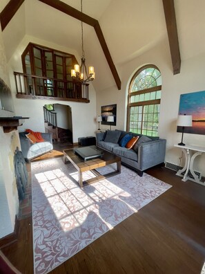 智能電視、電子遊戲、 辦公室