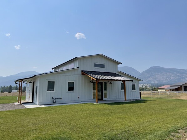 Exterior - Spectacular 2BR house with view of Bitterroot Mountains. (Florence)