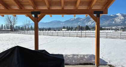 Brand New Spectacular 2BR house with view of Bitterroot Mountains.