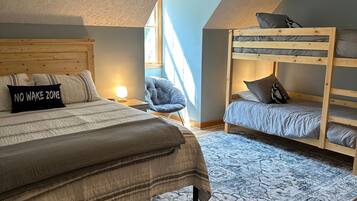 5 habitaciones, cuna de viaje, wifi gratis y ropa de cama