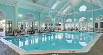 Discover Family Fun and History at Wyndham Kingsgate-1 Bedroom Suite