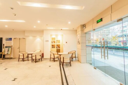 Home Inn (Hangzhou West Lake Hefang Street)