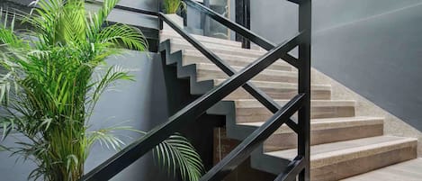 Handrails in stairways