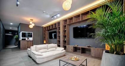 XLiving Host & Rooms