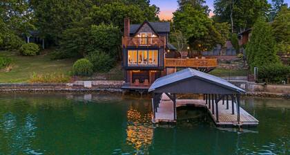 Lakefront Escape, Dock Access and Mountain Views!