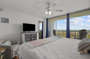 2 habitaciones, escritorio, tabla de planchar con plancha y wifi gratis 