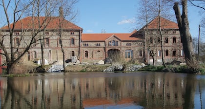 HexenburgbeiDresden 2 Zimmer Architektenwohnung mit eigener Sauna, Whirlwanne und Kamin - Nähe Sächsische Schweiz
