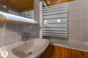 Shower - L'ouire - PERPEZAT - Gîte (PERPEZAT)
