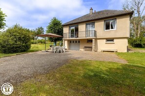 Exterior - Parenthèse à la campagne (CHAMPS)