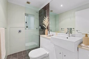Shower, hair dryer, shampoo