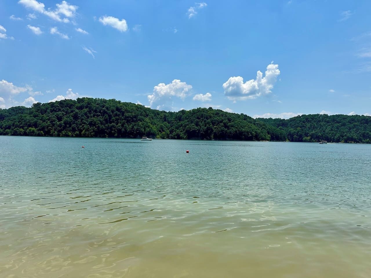 Lake Cumberland Marina-Cabin 101