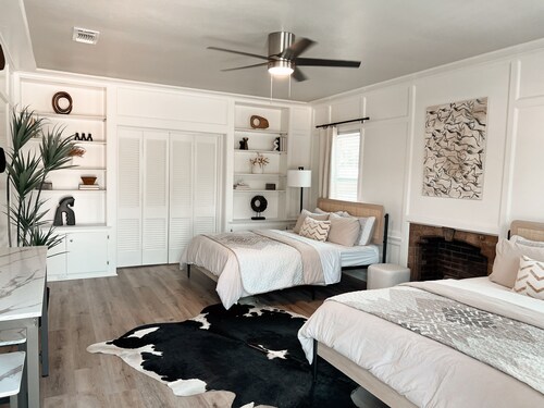 Spacious 4-bedroom house in Historic Overton District Lubbock New & Restored