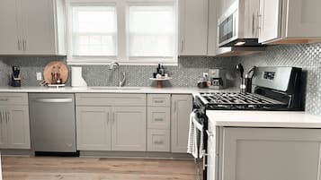 Microwave, oven, stovetop, dishwasher