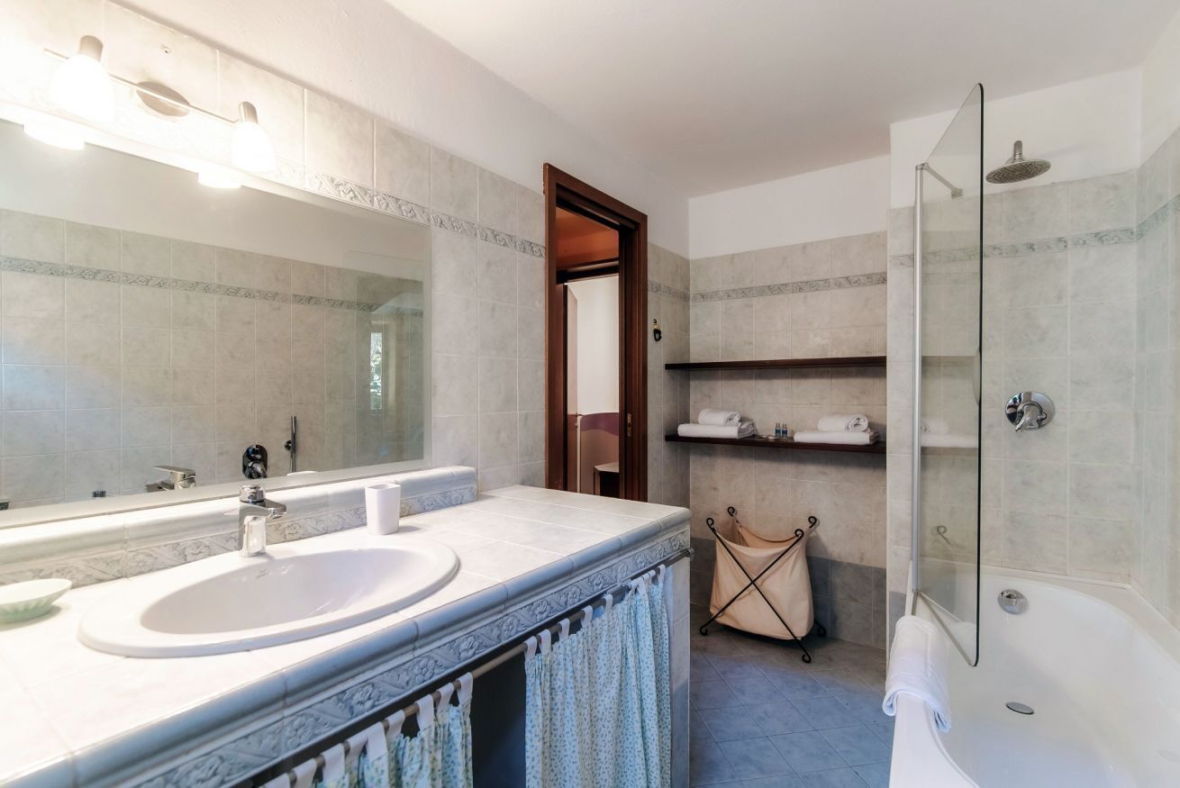 Dusche, Haartrockner, Bidet