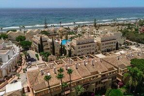 Exterior - Cozy apartment with terrace and access to the beach, in Elviria, Marbella East (Marbella)