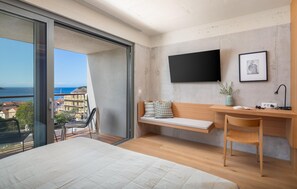 3 soverom, safe på rommet, strykejern/-brett og reiseseng for barn