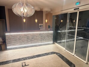 Reception - hotel du parc canal (Saint-Denis)