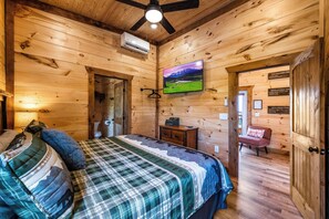 2 slaapkamers, een strijkplank/strijkijzer, wifi, beddengoed